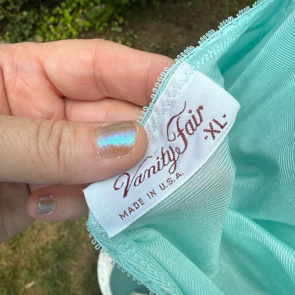 Vanity Fair Aqua Robe - Picture 4 of 4